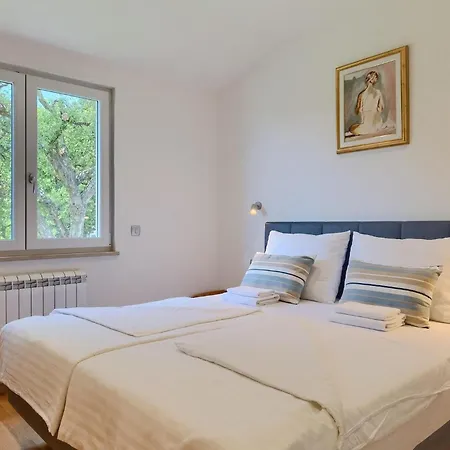 Monte Uliveto Пула