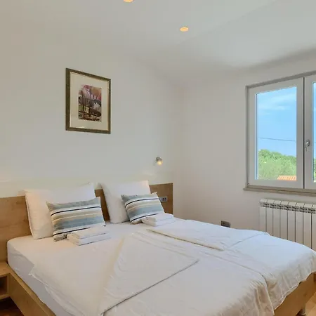 펜션 Monte Uliveto 풀라