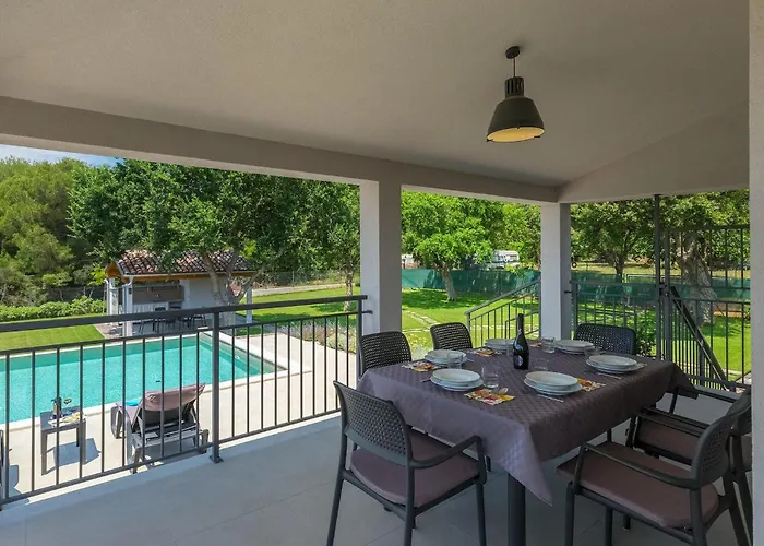 펜션 Monte Uliveto 풀라