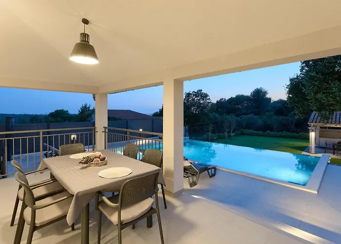 بيت للعطل Monte Uliveto بولا